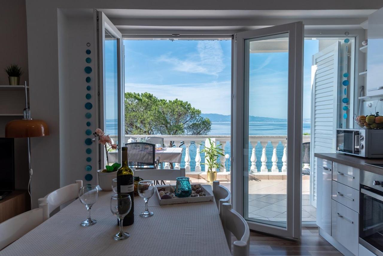 Apartment Bor - On The Beach Malinska Exterior photo