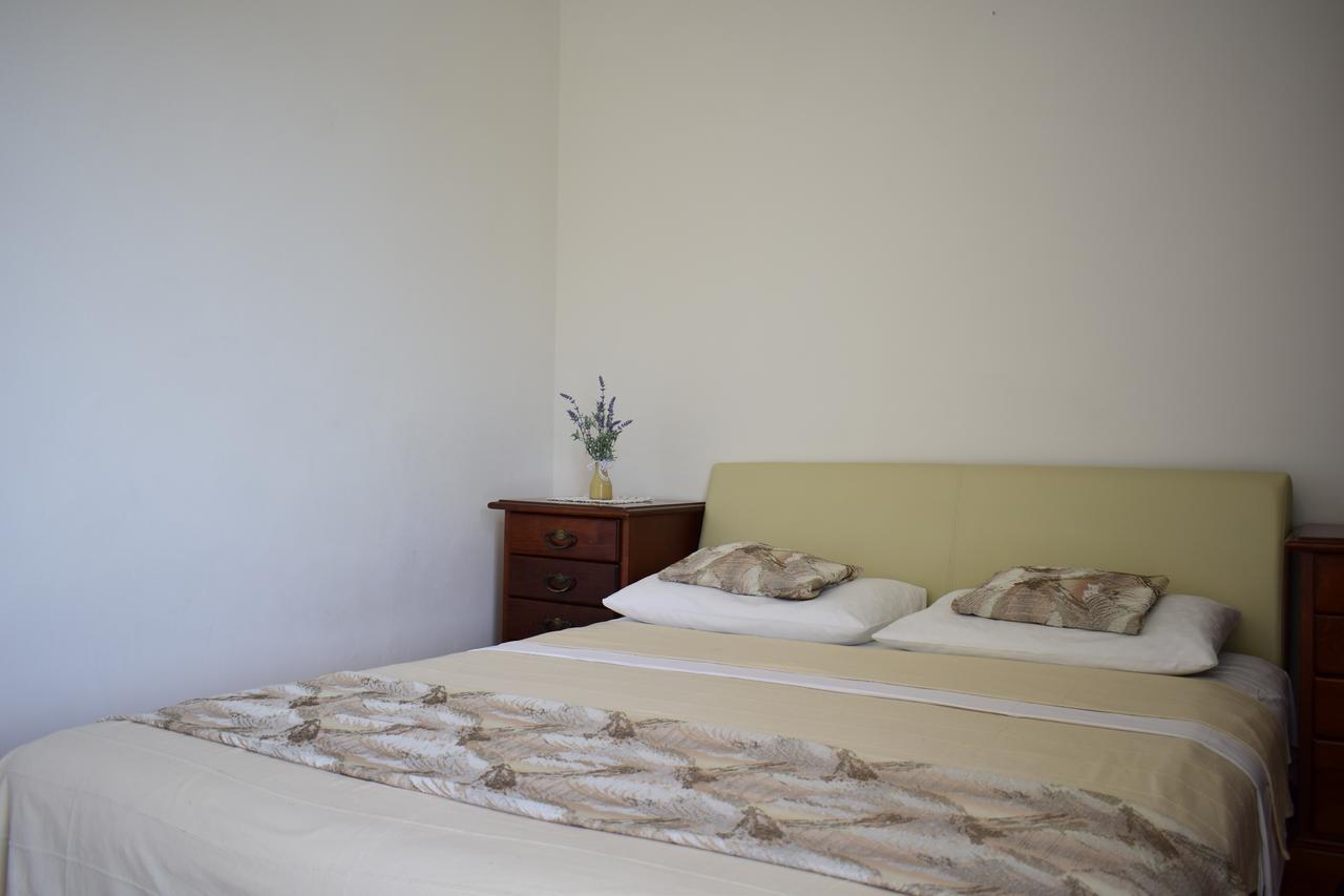 Apartment Bor - On The Beach Malinska Exterior photo